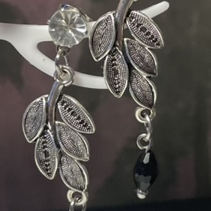 Fekete gyöngy, Ékszer, Fülbevaló, Lógó fülbevaló, Ékszerkészítés, MESKA