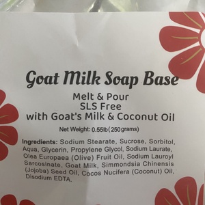 Kecsketej és Aloevera francia bulldog szappan - szépségápolás - szappan & fürdés - kézműves szappan - Meska.hu