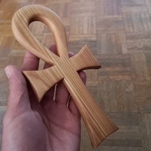 Hársfából készült ankh szimbólum - Meska.hu
