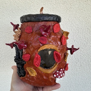 Ágas-Bogas Lak házikó, LED világítással, gyurmából, akril festékkel színezve, Otthon & Életmód, Dekoráció, Asztal és polc dekoráció, Asztaldísz, Festészet, Gyurma, MESKA