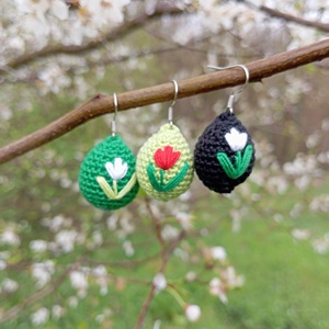 Fehér tulipános Húsvéti fülbevaló - ékszer - fülbevaló - lógó csepp fülbevaló - Meska.hu