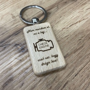 Nem mondom el mi a baj... csak azt, hogy drága lesz! - humoros autós kulcstartó (check engine) - Meska.hu