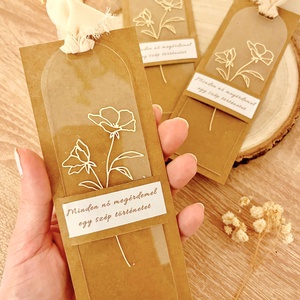 Akril könyvjelző nőnapra - könyv & zene - könyvjelző - Meska.hu