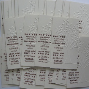 Osztálytalálkozóra, iskolásoknak, könyvimádóknak - könyvjelző dombormintával, idézettel, névfelirattal -  - Meska.hu