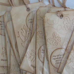 Osztálytalálkozóra, iskolásoknak, könyvimádóknak - könyvjelző dombormintával, idézettel, névfelirattal -  - Meska.hu