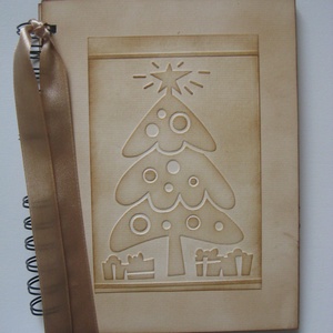 Ajándékozz emléket! - Négyféle egyedi fenyőfa dombormintás album - a mi karácsonyunk - karácsonyi emlékek  és élmények - karácsony - karácsonyi ajándékozás - karácsonyi képeslap, üdvözlőlap, ajándékkísérő - Meska.hu