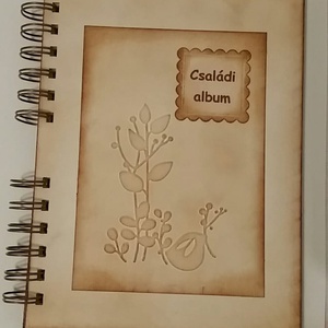 Családi emlékkönyv - emlékmegőrző album - az én családom - emlék a jövőnek - jelen pillanatai  - családi ünnepek -egyedi - Meska.hu