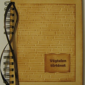  Végtelen történet - emlékmegőrző album  - házépítésről, lakásátadásról -(tégla domborminta) -egyedi termék - örök emlék, Otthon & Életmód, Papír írószer, Album & Fotóalbum, Papírművészet, MESKA