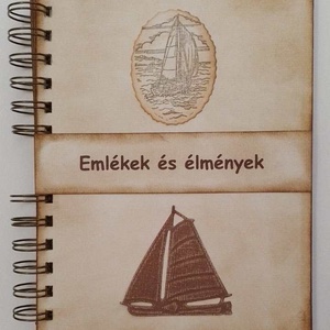 Nyári élményeim - táborozási kalandok - vitorlázás - családi hajókirándulás - emlékmegőrző album - csoportajándék, Otthon & Életmód, Papír, írószer, Album & Fotóalbum, Papírművészet, MESKA