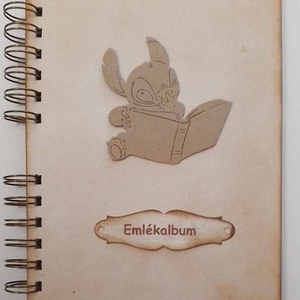 Stitch, mindenki kedvence - kedvenc mesék, emlékek, élményleírások - ezt olvasam -album - emlék a jövőnek -egyedi termék, Otthon & Életmód, Papír, írószer, Album & Fotóalbum, Papírművészet, MESKA