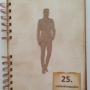 Emlékalbum  fiúknak, férfiaknak - Ballagási emlék-  Születésnapi ajándék - Vőlegény album - legénybúcsú - diplomaátadás , Otthon & Életmód, Papír írószer, Album & Fotóalbum, Papírművészet, MESKA
