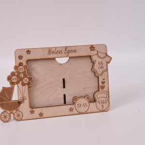 Gravírozott baba képkeret - Meska.hu