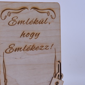 Gravírozott Könyv alakú egyedi bortartó - otthon & életmód - konyhafelszerelés, tálalás - italos kellékek - boros díszdoboz - Meska.hu