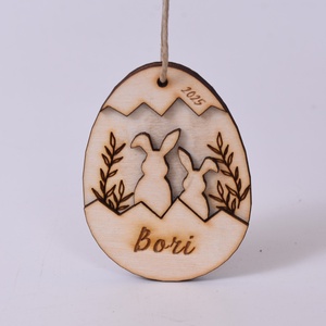 Gravírozott húsvéti tojás névvel - ünnepi díszek, dekorációk - húsvéti díszek és dekorációk - húsvéti tojás, hímestojás - Meska.hu