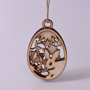 Gravírozott húsvéti tojás névvel, Ünnepi díszek, dekorációk, Húsvéti díszek és dekorációk, Húsvéti tojás, hímestojás, Gravírozás, pirográfia, MESKA