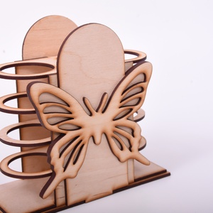 Gravírozott ceruzatartó � pillangó - otthon & életmód - tárolás & rendszerezés - íróasztali tároló - Meska.hu