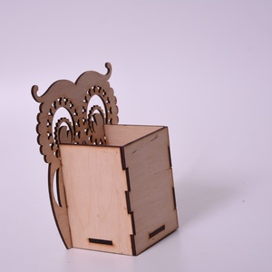 Gravírozott ceruzatartó - otthon & életmód - tárolás & rendszerezés - íróasztali tároló - Meska.hu