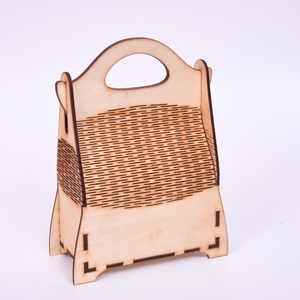 Gravírozott fa doboz - otthon & életmód - dekoráció - asztal és polc dekoráció - díszdoboz - Meska.hu