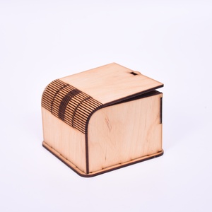 Gravírozott fa kis doboz - otthon & életmód - dekoráció - asztal és polc dekoráció - díszdoboz - Meska.hu