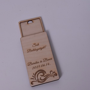 Gravírozott pénzátadó doboz-Esküvőre - esküvő - emlék & ajándék - nászajándék - esküvői pénzátadó doboz - Meska.hu