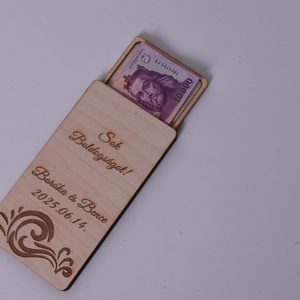 Gravírozott pénzátadó doboz-Esküvőre - esküvő - emlék & ajándék - nászajándék - esküvői pénzátadó doboz - Meska.hu