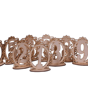 Gravírozott asztalszámívó, Esküvő, Dekoráció, Tábla & Jelzés, Gravírozás, pirográfia, MESKA