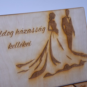 Gravírozott fadoboz � A boldog házasság kellékei - esküvő - emlék & ajándék - doboz - Meska.hu