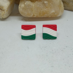 Nemzeti színű bedugós  fülbevaló - Meska.hu