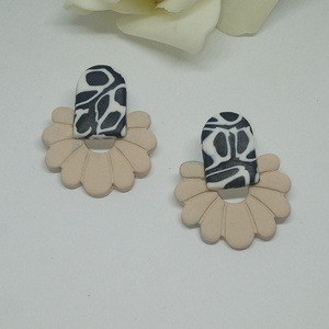 Krém színű margaréta, Ékszer, Fülbevaló, Klipsz, Ékszerkészítés, MESKA