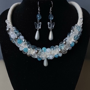 Fagyos pillangók, Ékszer, Ékszerszett, Gyöngyfűzés, gyöngyhímzés, MESKA