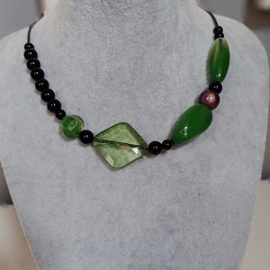 minimál zöldben, Ékszer, Ékszerszett, Gyöngyfűzés, gyöngyhímzés, MESKA