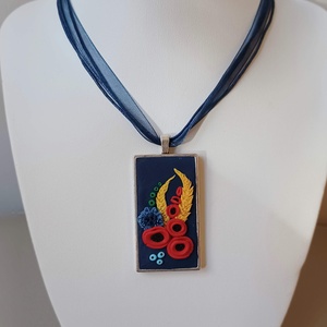 Újragondolt bujáki színek, Ékszer, Nyaklánc, Medálos nyaklánc, Gyurma, MESKA