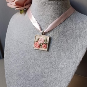 Rózsacsokor  - ékszer - nyaklánc - medálos nyaklánc - Meska.hu