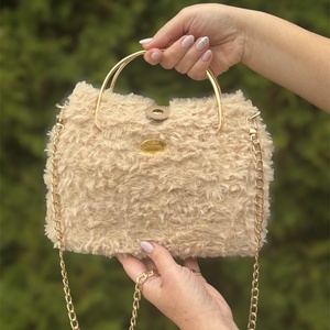 Horgolt szőrmés táska, Táska & Tok, Kézitáska & válltáska, Alkalmi táska, Horgolás, MESKA