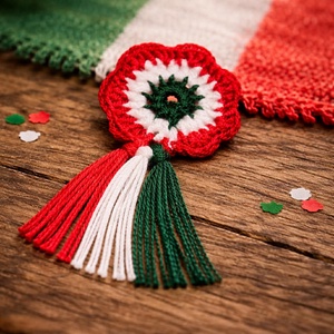 Horgolt kokárda, Ékszer, Kitűző és Bross, Horgolás, MESKA