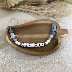 Cumilánc-Szürke autós, Baba - mama, Baba játékok, Cumilánc, Csomózás, Gyöngyfűzés, gyöngyhímzés, MESKA