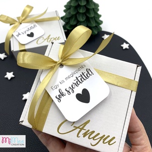 Baby családneves baba bejelentő zokni - baba - mama - babaemlékek - bababejelentők - Meska.hu