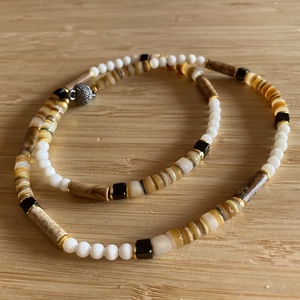 Choker nyaklánc bambuszkorall, képjáspis, kagylótallér és ónix - Meska.hu