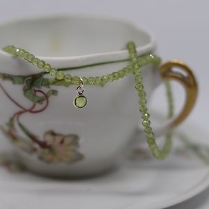Peridot nyakék peridot medállal - ékszer - nyaklánc - medálos nyaklánc - Meska.hu