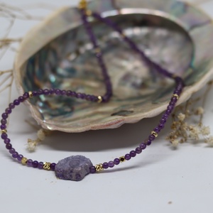 Ametiszt nyakék geódával - ékszer - nyaklánc - medál nélküli nyaklánc - Meska.hu