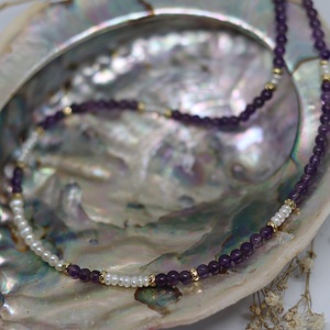 Ametiszt nyakék tenyészett gyöngyökkel - Meska.hu