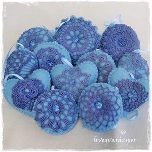  Világoskék filc dísz  garnitúra - Meska.hu