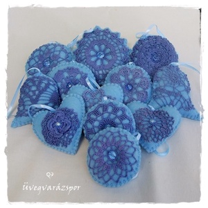  Világoskék filc dísz  garnitúra - karácsony - karácsonyi lakásdekoráció - karácsonyfadíszek - Meska.hu