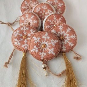 Barna hópelyhes karácsonyi díszek - karácsony - karácsonyi lakásdekoráció - karácsonyfadíszek - Meska.hu