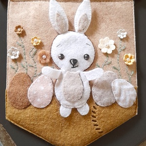 Nyuszis zászlós babaszoba dekoráció., Baba - mama, Babaszoba dekoráció, Babaszoba füzér, girland , Varrás, MESKA