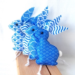 Királykék húsvéti nyuszik . - otthon & életmód - dekoráció - fali és függő dekoráció - függődísz - Meska.hu