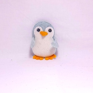 Vidám szines pingvinek - halvány türkiz. - otthon & életmód - dekoráció - fali és függő dekoráció - függődísz - Meska.hu