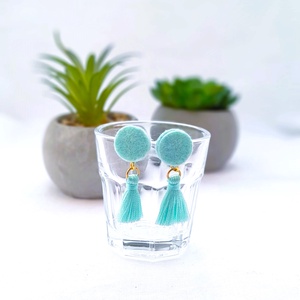 Filc bojtos fülbevaló. Menta., Ékszer, Fülbevaló, Lógó fülbevaló, , MESKA