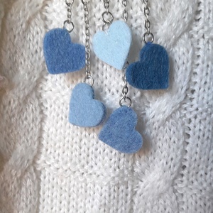 Kis szivecskés kitűző - kék., Ékszer, Kitűző és Bross, Ékszerkészítés, MESKA