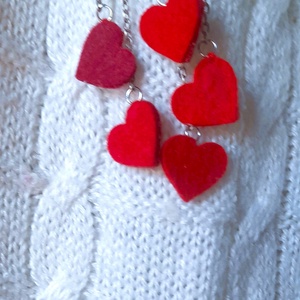 Kis szivecskés kitűző - piros. - Meska.hu